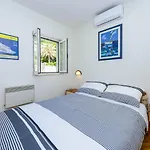 Tija Two Bedroom With Balcony And Partial Sea View *