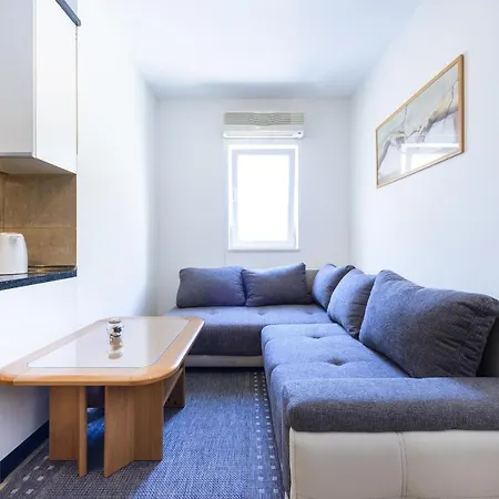 Tija Two Bedroom With Balcony And Partial Sea View Apartament Dubrownik